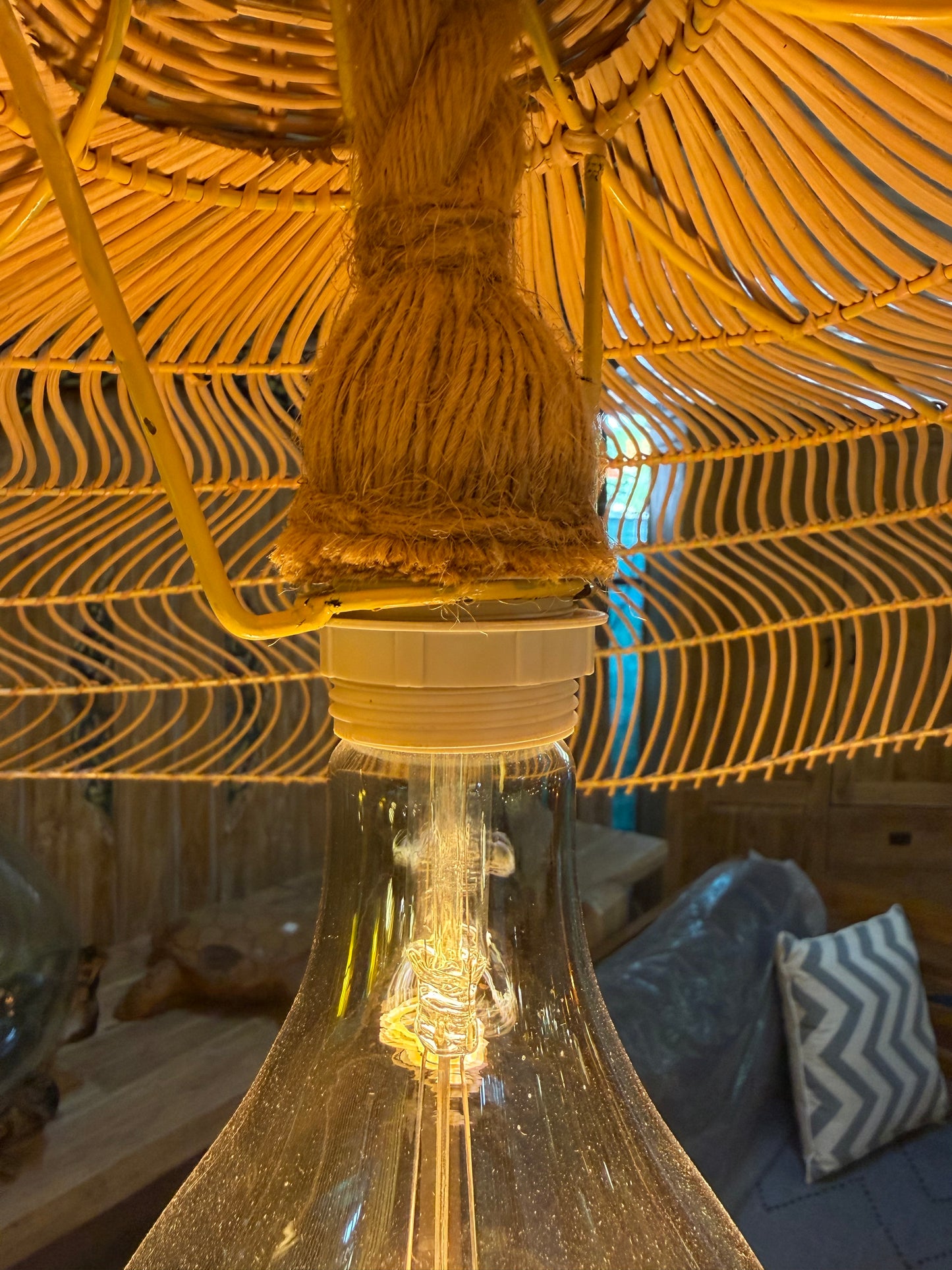Lampe « corolle »